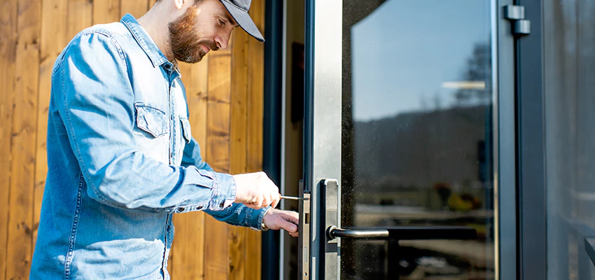 Frameless Glass Storefront Door Locks Replacement in North Miami Beach