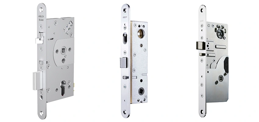 ASSA-Abloy Locks Hinge Repair in North Miami Beach