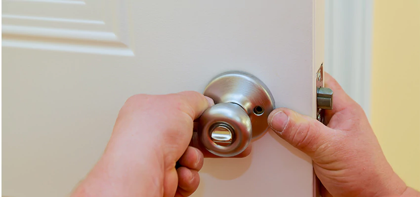 After-hours Locksmith For Lock And Key Installation in North Miami Beach